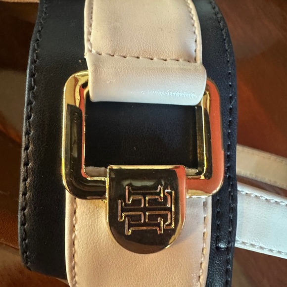 TOMMY HILFIGER KEELY SANDALS WOMEN 5.5, NWT - Picture 3 of 7